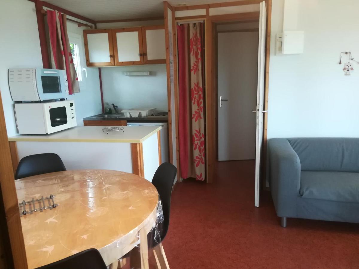 邓根图洛莱斯小屋酒店 萨尔拉拉卡内达 外观 照片