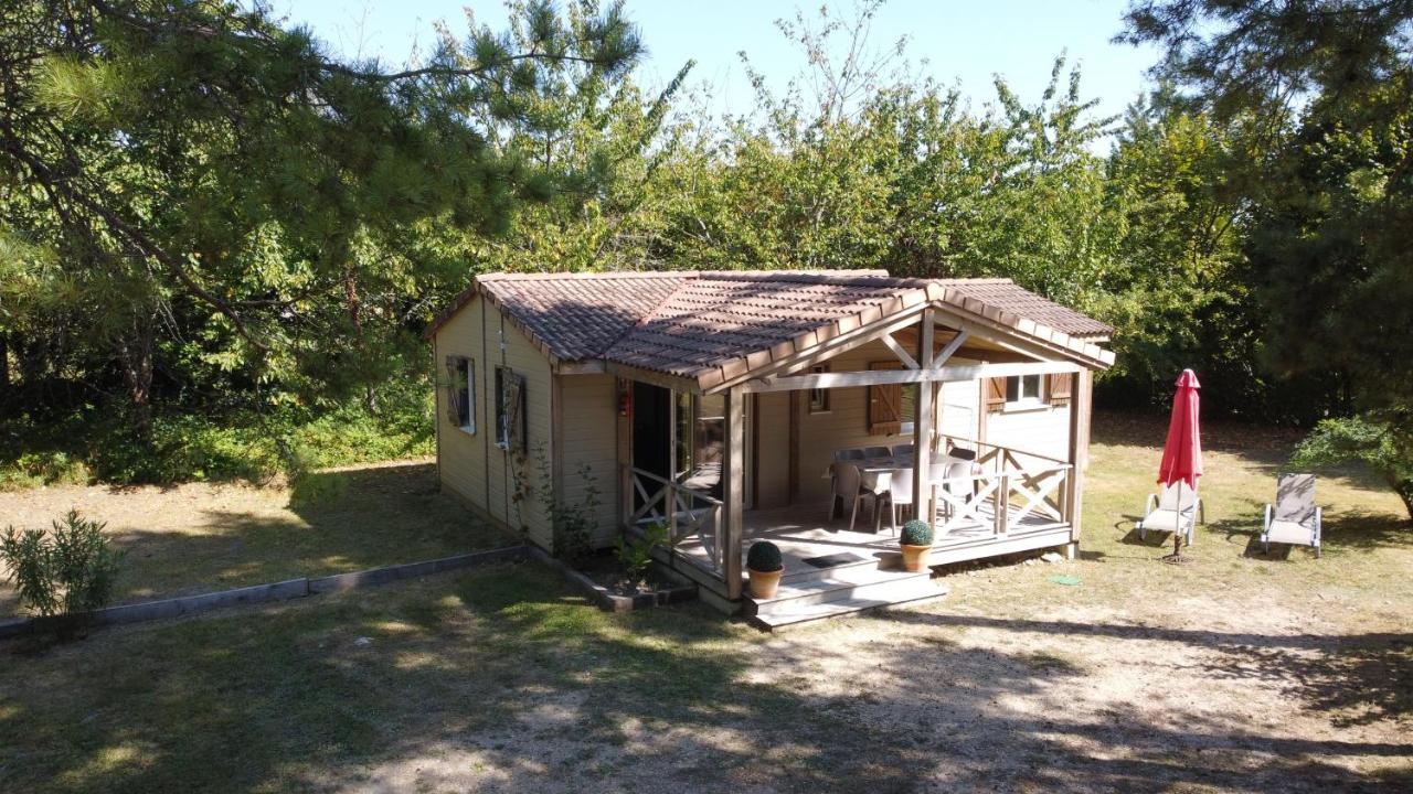 邓根图洛莱斯小屋酒店 萨尔拉拉卡内达 外观 照片