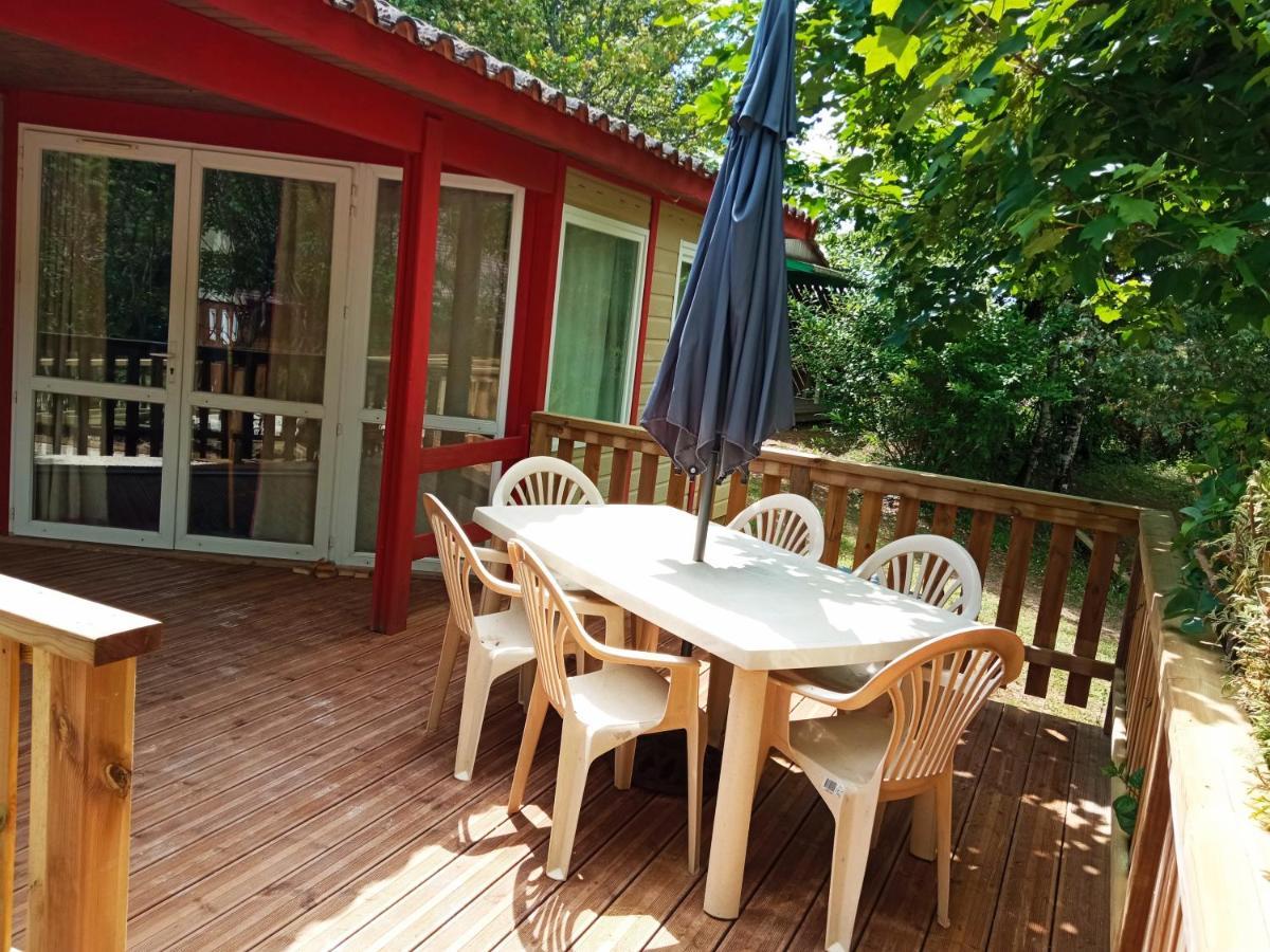 邓根图洛莱斯小屋酒店 萨尔拉拉卡内达 外观 照片