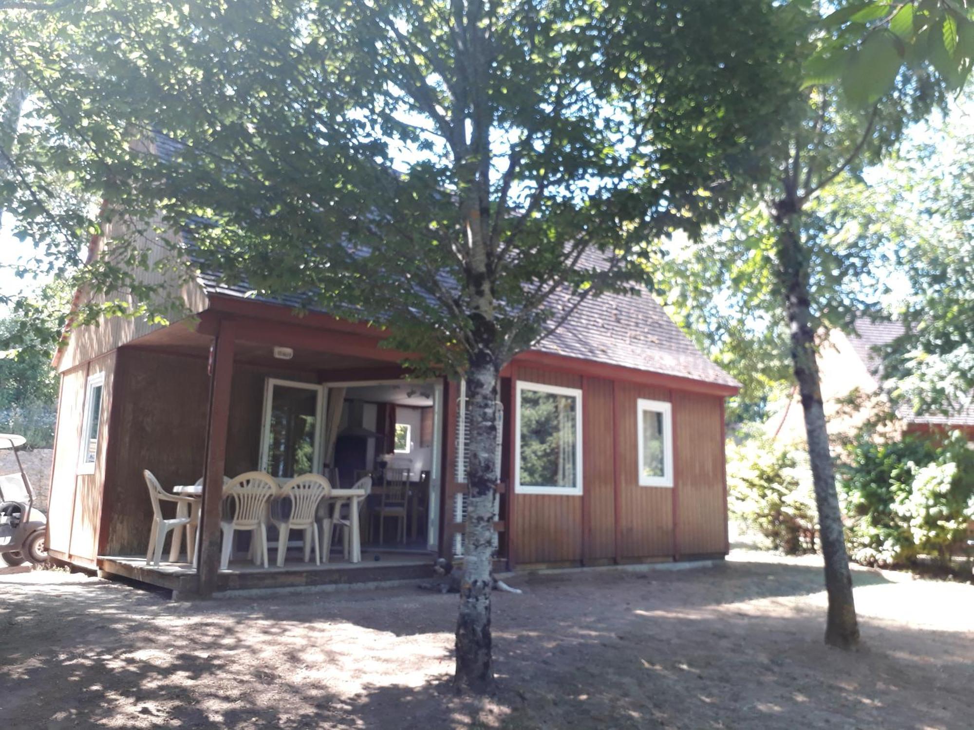 邓根图洛莱斯小屋酒店 萨尔拉拉卡内达 外观 照片