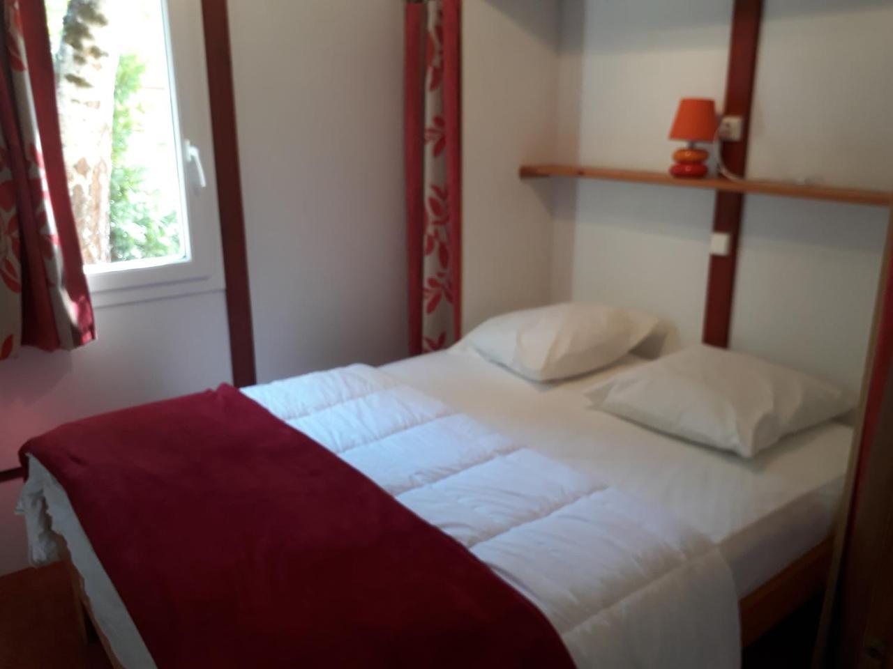 邓根图洛莱斯小屋酒店 萨尔拉拉卡内达 外观 照片
